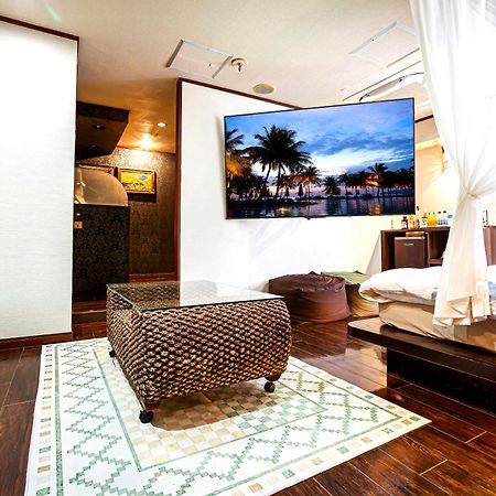 Hotel Balian Resort Tomei Kawasaki I.C. (Adults Only) Esterno foto