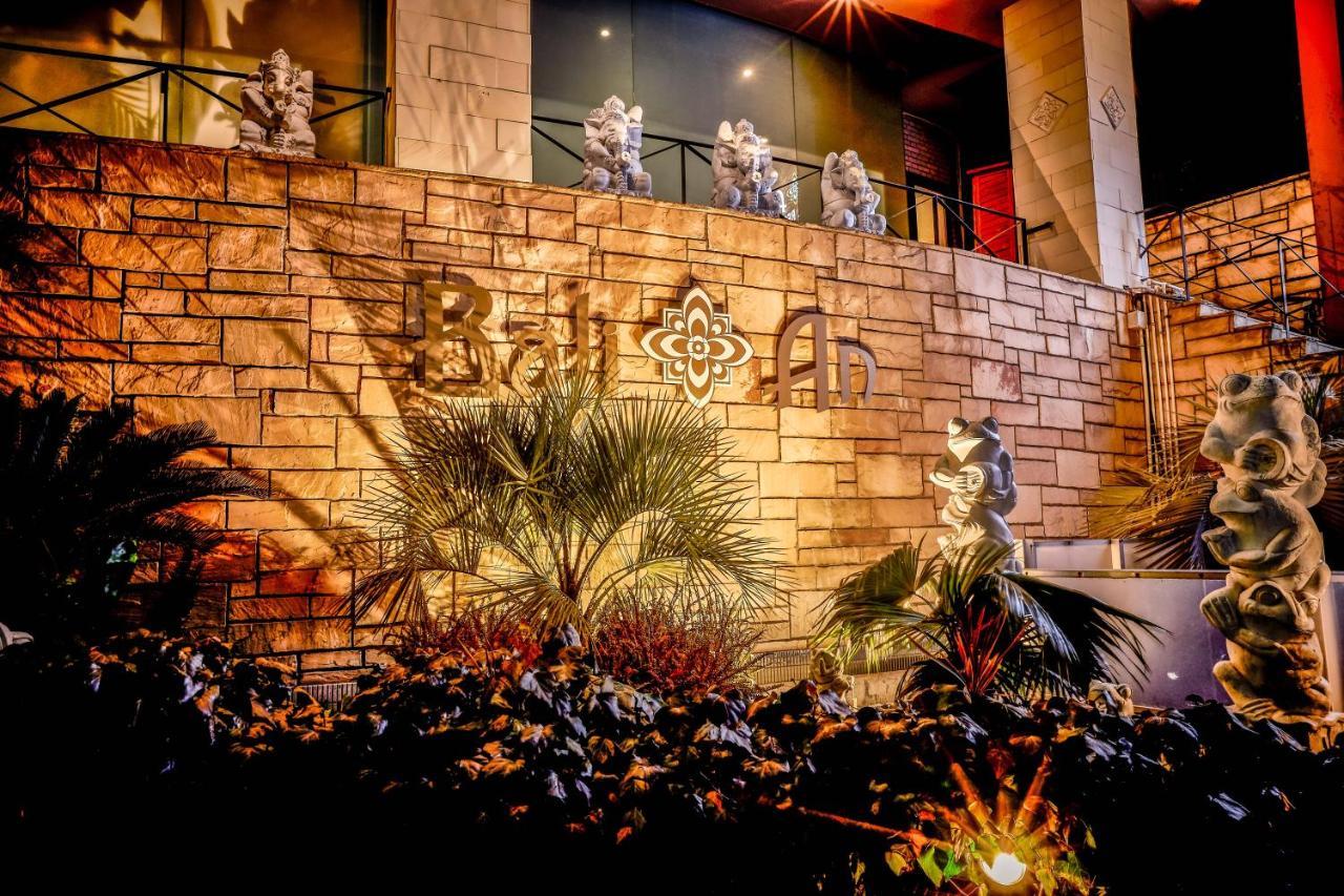 Hotel Balian Resort Tomei Kawasaki I.C. (Adults Only) Esterno foto